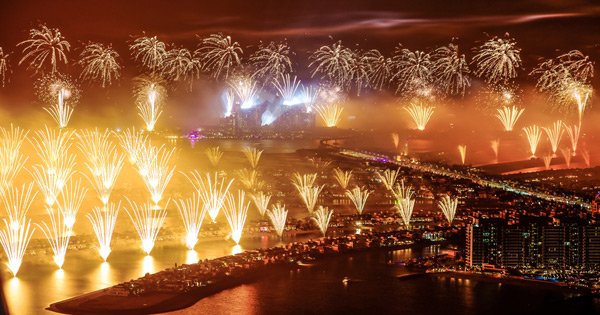 palm jumeirah new years eve fireworks